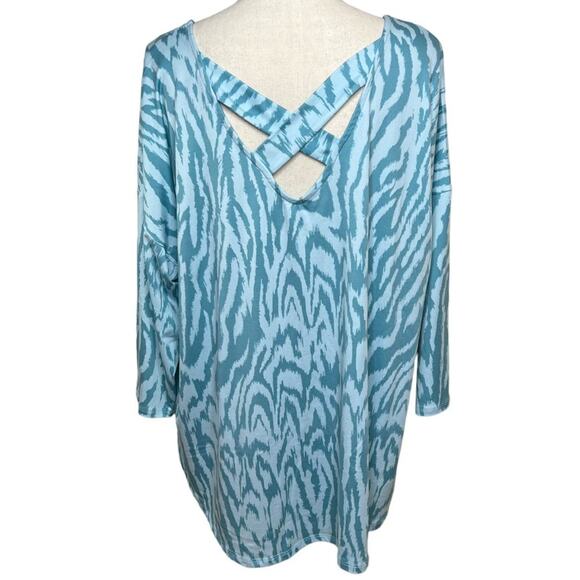 Bobeau Zebra Striped Blue & White Shirt Size 2X - Picture 4 of 7